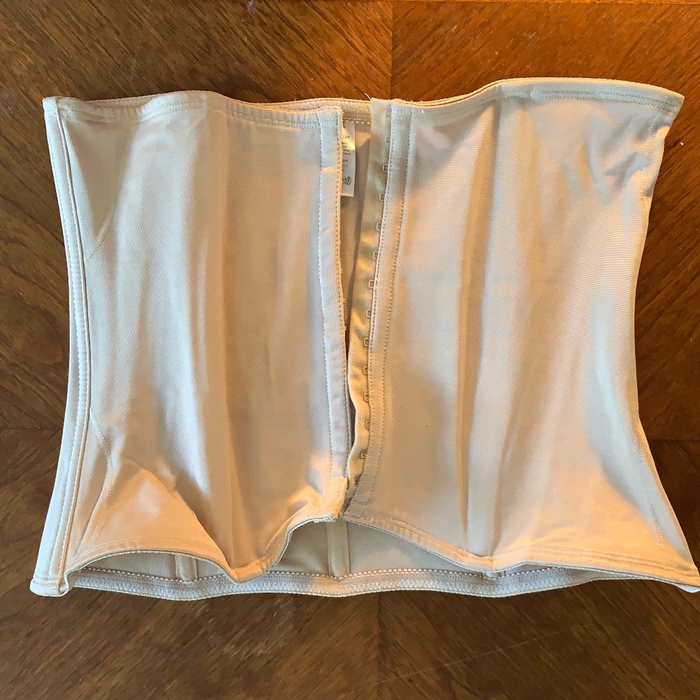 Women Girls Miraclesuit Bodice, 2XL, beige, stretchy, hook & eye closures, Sexy